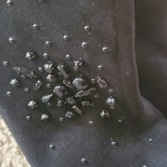 Shoes - Picture 2 of 4